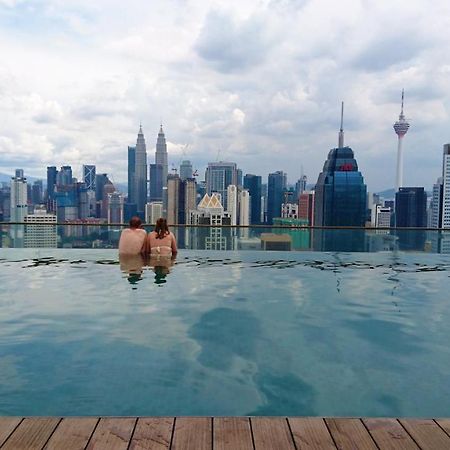 Regalia Suites Infinity Pool Kuala Lumpur Dış mekan fotoğraf